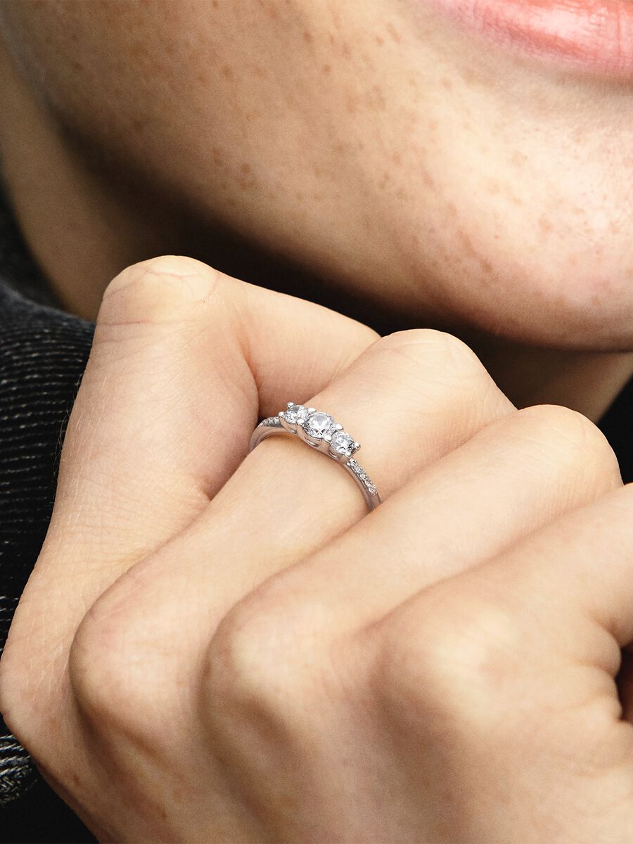 Anel Três Pedras Transparentes [ENCOMENDA]